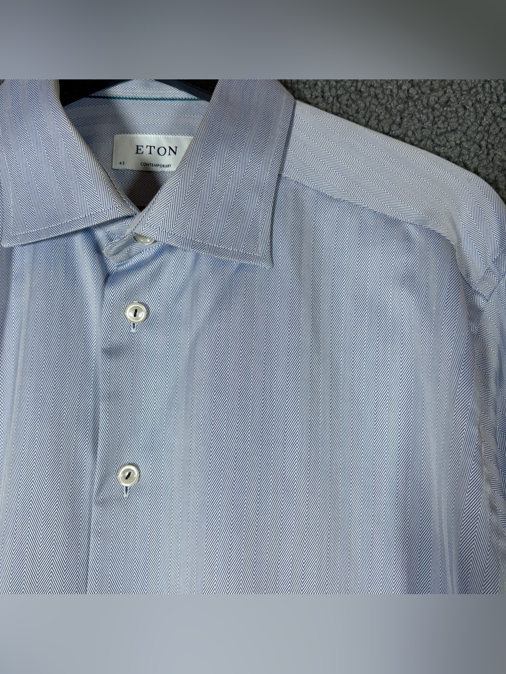 Eton Signature Twill Herringbone Contemporary Button Up Shirt - Men's Size 43/17